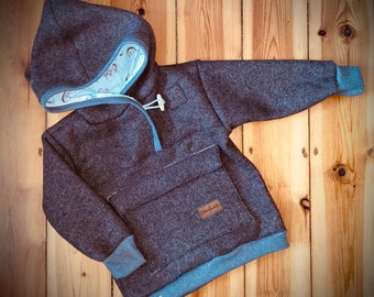 Outdoor hoodie made of wool in brown and forest animals for babies and children
