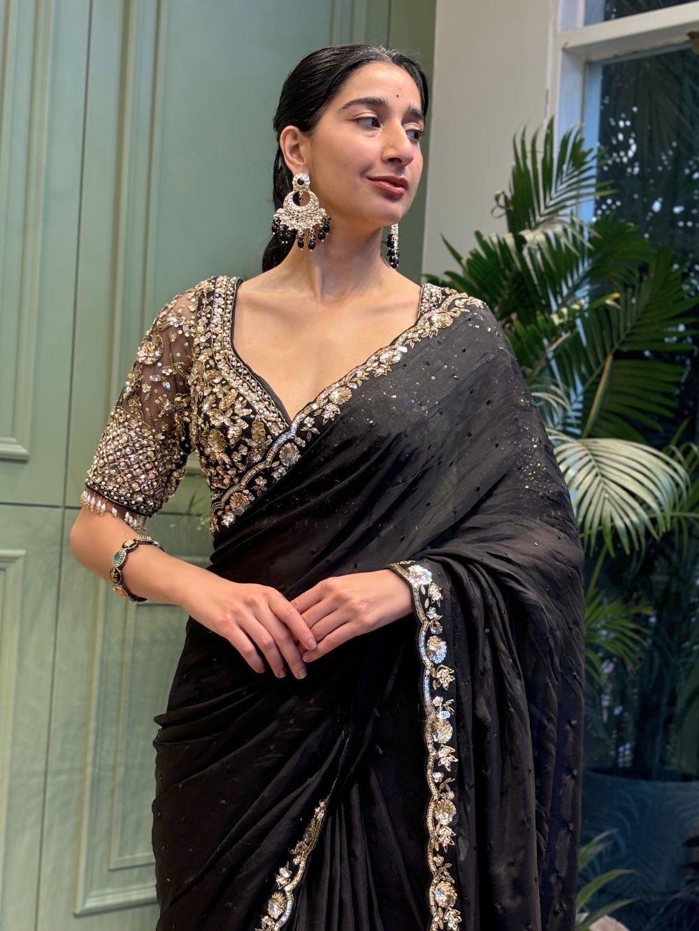 trendy blouse priyanka chopra saree jacket designs