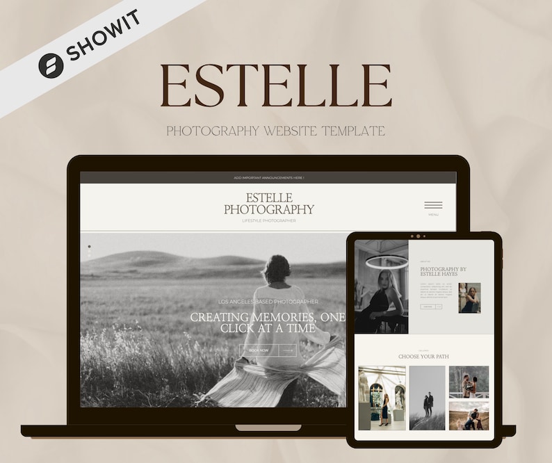 Op de afbeelding: Een website-sjabloon voor fotografen, met een zwart-witfoto van een vrouw die op een veld zit, met de tekst "ESTELLE PHOTOGRAPHY" en "CREATING MEMORIES, ONE CLICK AT A TIME" op het scherm.
