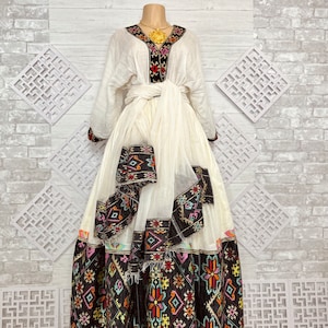 Beautiful Ethiopian and Eritrean traditional dress|kamis|