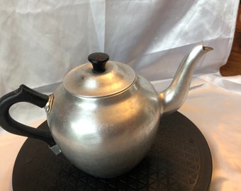 Vintage Wear-Ever Aluminum Teapot No. 38 made in Canada by A.G. Aluminum Ltd
