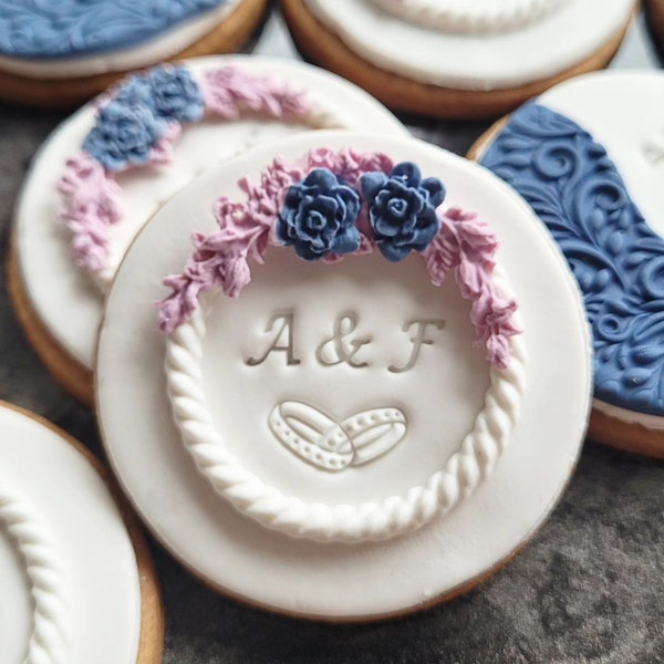 25 Pcs CUSTOM Wedding Initials , wedding Cookies | Party Favor | Wedding Gift | Wedding Decor | Bulk Gift For Guests