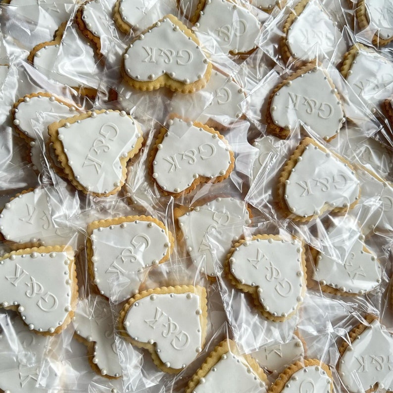 25 Pcs, Party Favor Wedding Gift Bulk Gift For Guests Wedding Favors ,Wedding cookies,bridal shower cookies, bridal decorated image 2