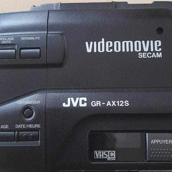 JVC Camescope compact vhs Secam Videomovie GR-AX12s dans son sac de transport non testé