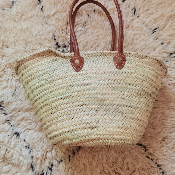 Woven wicker bag ~ 30 cm x 40 cm