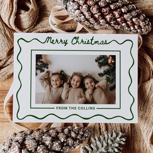 Photo Christmas Card Template, Merry Christmas Card, curvy Holiday Card,  Wavy Christmas Card, Digital Christmas Cards Template, Squiggly