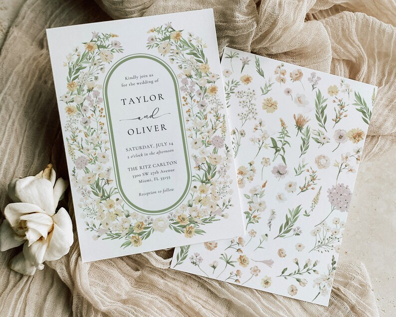以下が含まれることがあります： 花柄の縁取りと緑色の楕円形の中に「Kindly join us for the wedding of Taylor and Oliver, Saturday, July 14, o'clock in the afternoon, The Ritz Carlton, 1900 SW 27th Avenue, Miami, FL. 33155, Reception to follow.」というテキストが書かれた結婚式の招待状です。