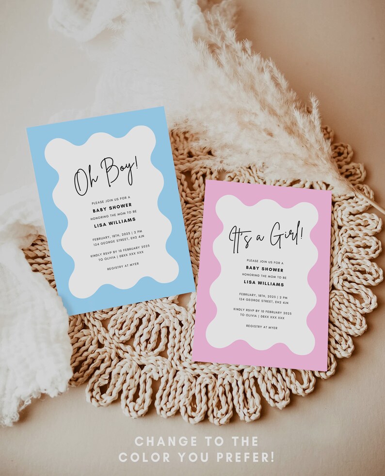 K&ouml;nnte beinhalten: Zwei Babyparty-Einladungen, eine blaue und eine rosa, mit einem wellenf&ouml;rmigen Design und dem Text "Oh Boy!" und "It's a Girl!" Die Einladungen enthalten den Text "Bitte schlie&szlig;en Sie sich uns zu einer Babyparty an, die die werdende Mutter Lisa Williams ehrt".