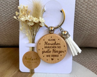"Little People" keychains / Gift tags for educators, kindergarten teachers / Wooden keychains /