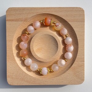 Flower Agate Bracelet - Size 6.75"