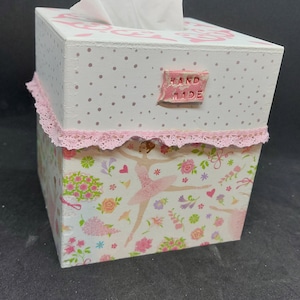Houten tissuedoos, vierkant, kubus, groen, vintage stijl, roze ballerina, uniek, handgemaakt, met de hand versierd, decoupage