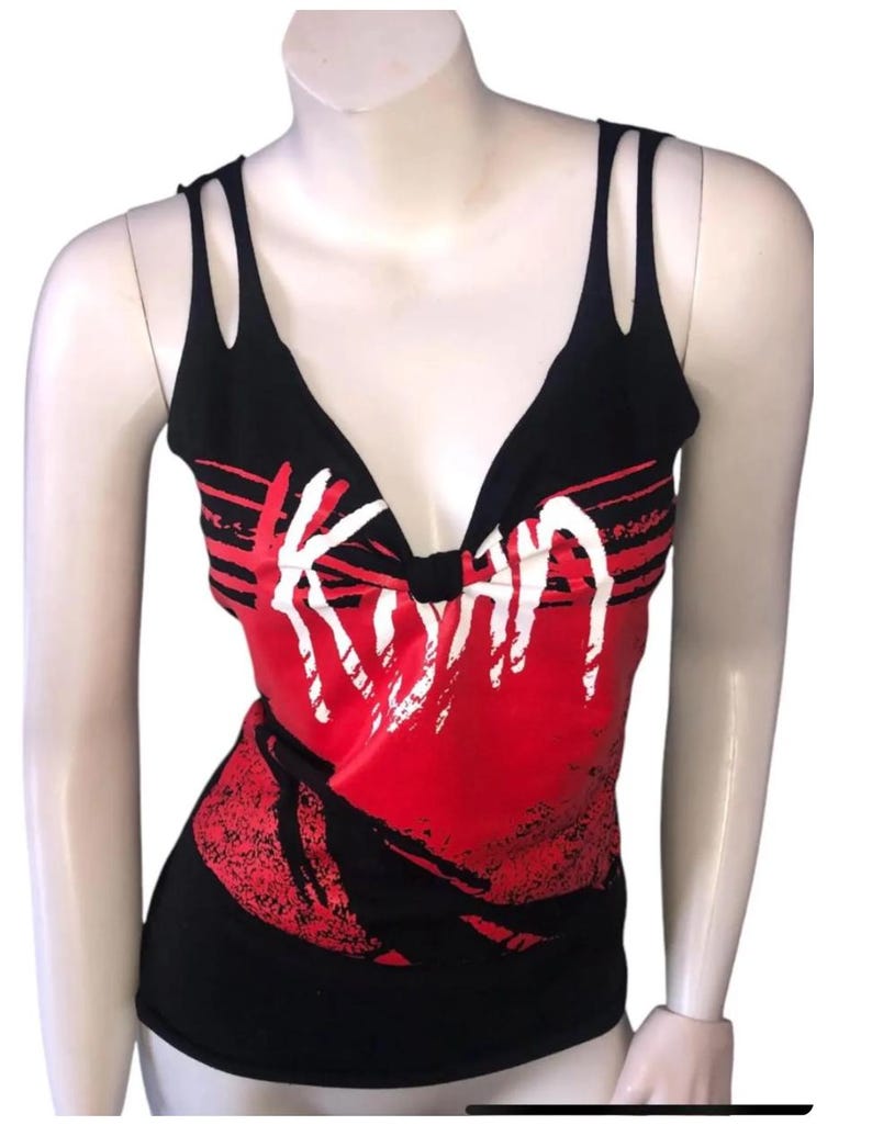KORN Neckholder T-Shirt Top Metal Rock Punk Goth Konzert Upcycled überarbeiteter zweckentfremdeter Schnitt shredded Festival Distressed Shirt Bild 6