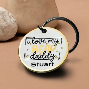 I Love My Bear Daddy-sleutelhanger gepersonaliseerde aangepaste kunst Bear Paw Design Sentimentele sleutelhanger voor liefhebbende vader Beste valentijnsdagcadeau voor hem