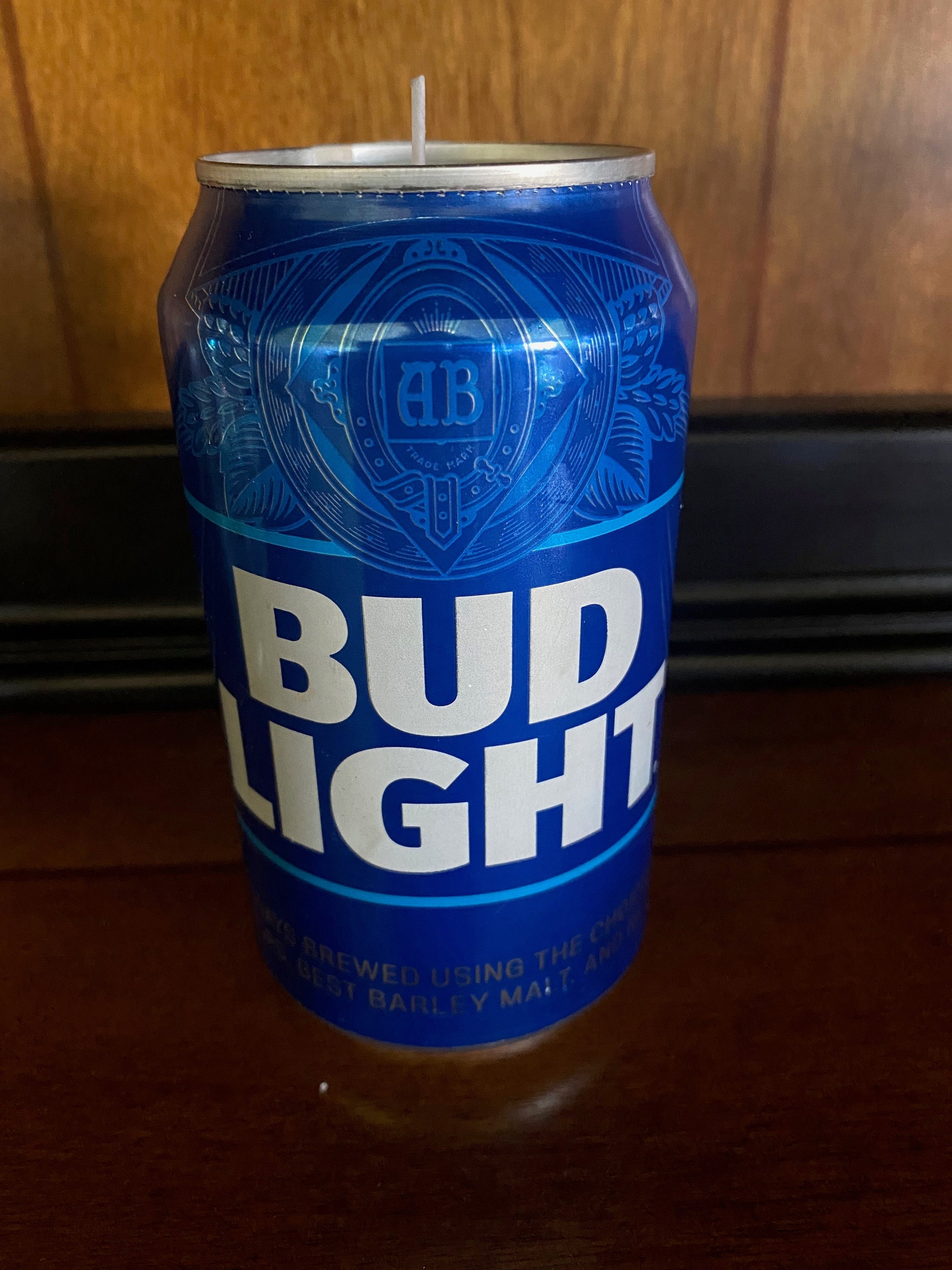 Budlight Candle