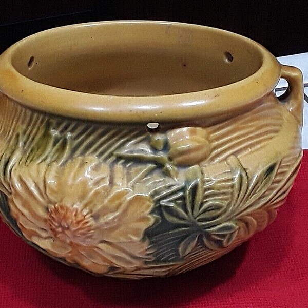 Nice Vintage ROSEVILLE Pottery #14 Hanging Floral PLANTER Peony? Magnolia? Clemantis? USA Art Pottery