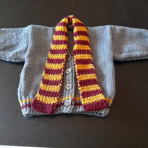 Hat Harry Potter Gryffindor House Fur Pom Burgundy