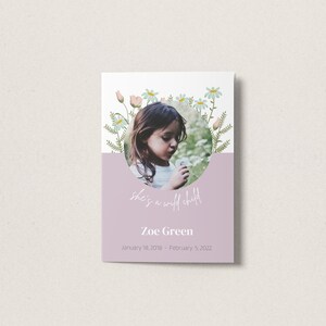 Célébration florale de la vie | Mémorial de l'enfant | Funérailles | Programme imprimable Petite fille | Programme photo | Modifiable | Modèle n° 9