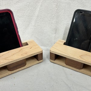 Passive wooden phone speaker