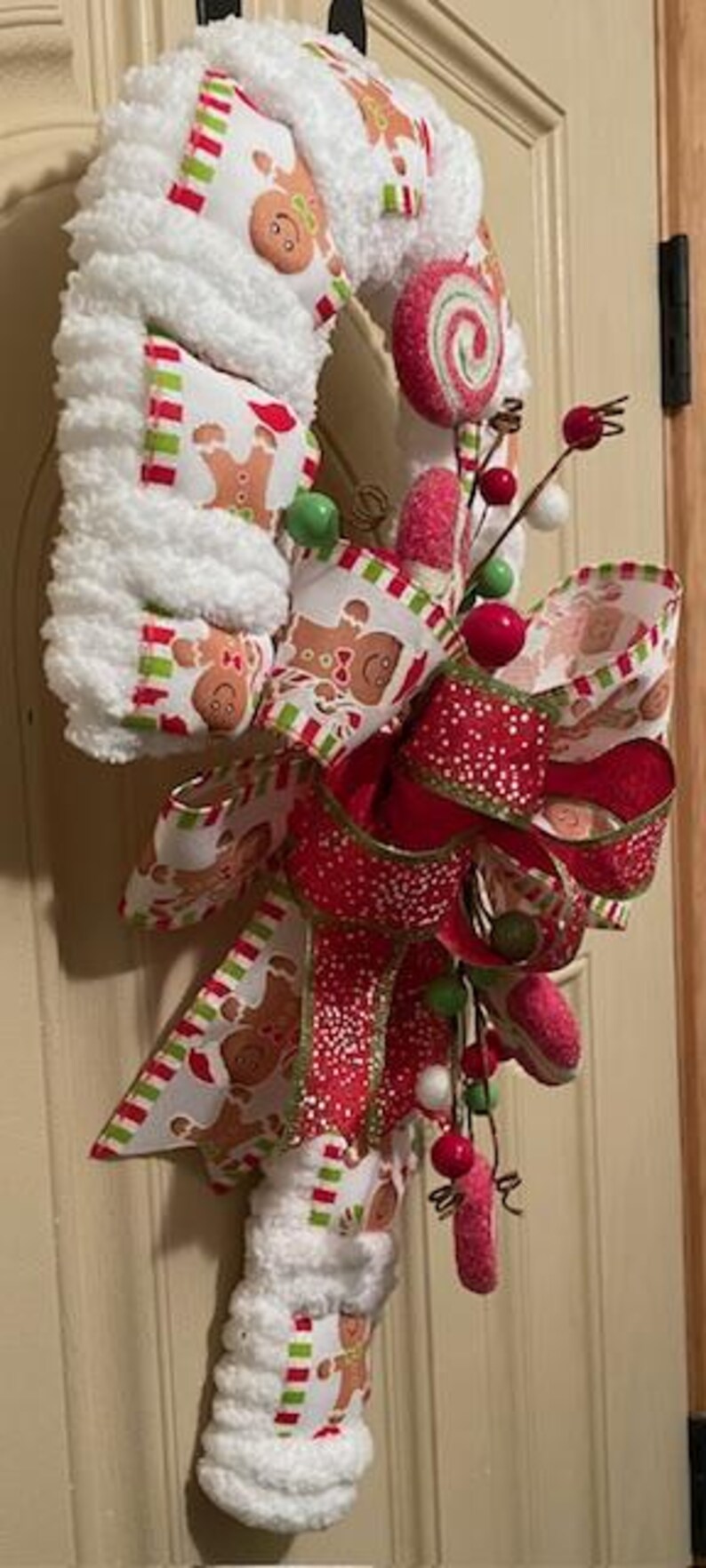 Gingerbread Candy Cane Wreath/candy Cane Yarn Wreath/christmas Wreath ...