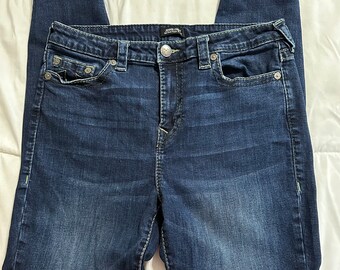 True Religion Jennie Curvy Mid Rise Super Skinny Blue Jeans - size 33 - NWOT