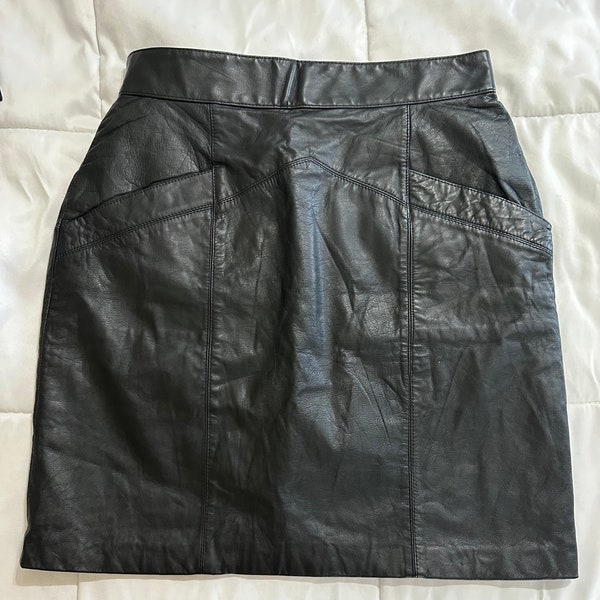 Vintage 80’s Toffs Black Leather Skirt Fully-lined - Size 14