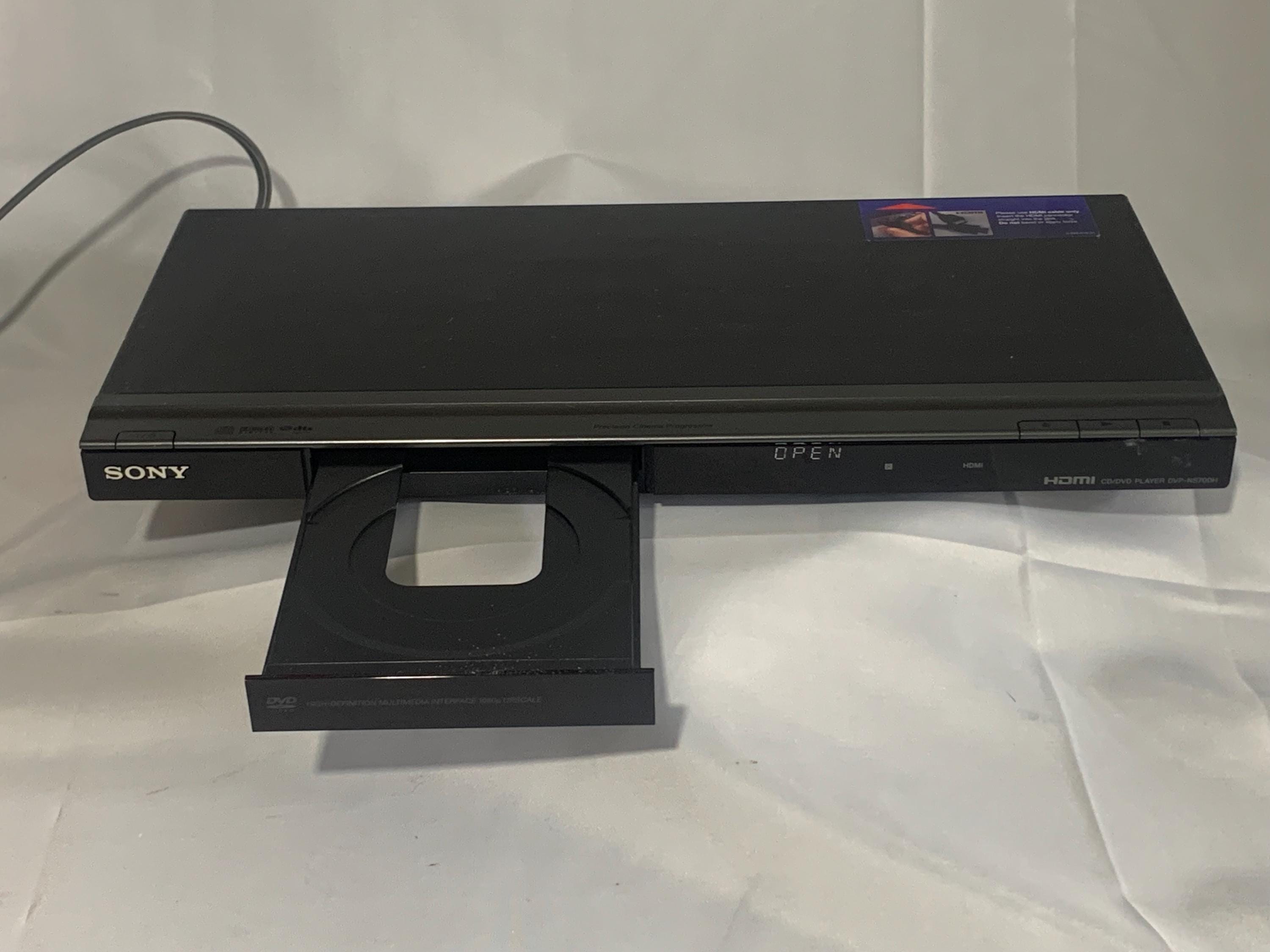Sony Digital CD and DVD Player Model DVP-NS700H. No Remote