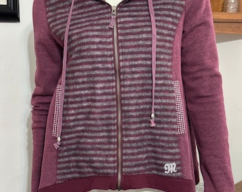 Miss Me Jacket Embellished Faux Fur Lined Hood Full Zip Shark Bite Hem Hoodie - size L - NWOT