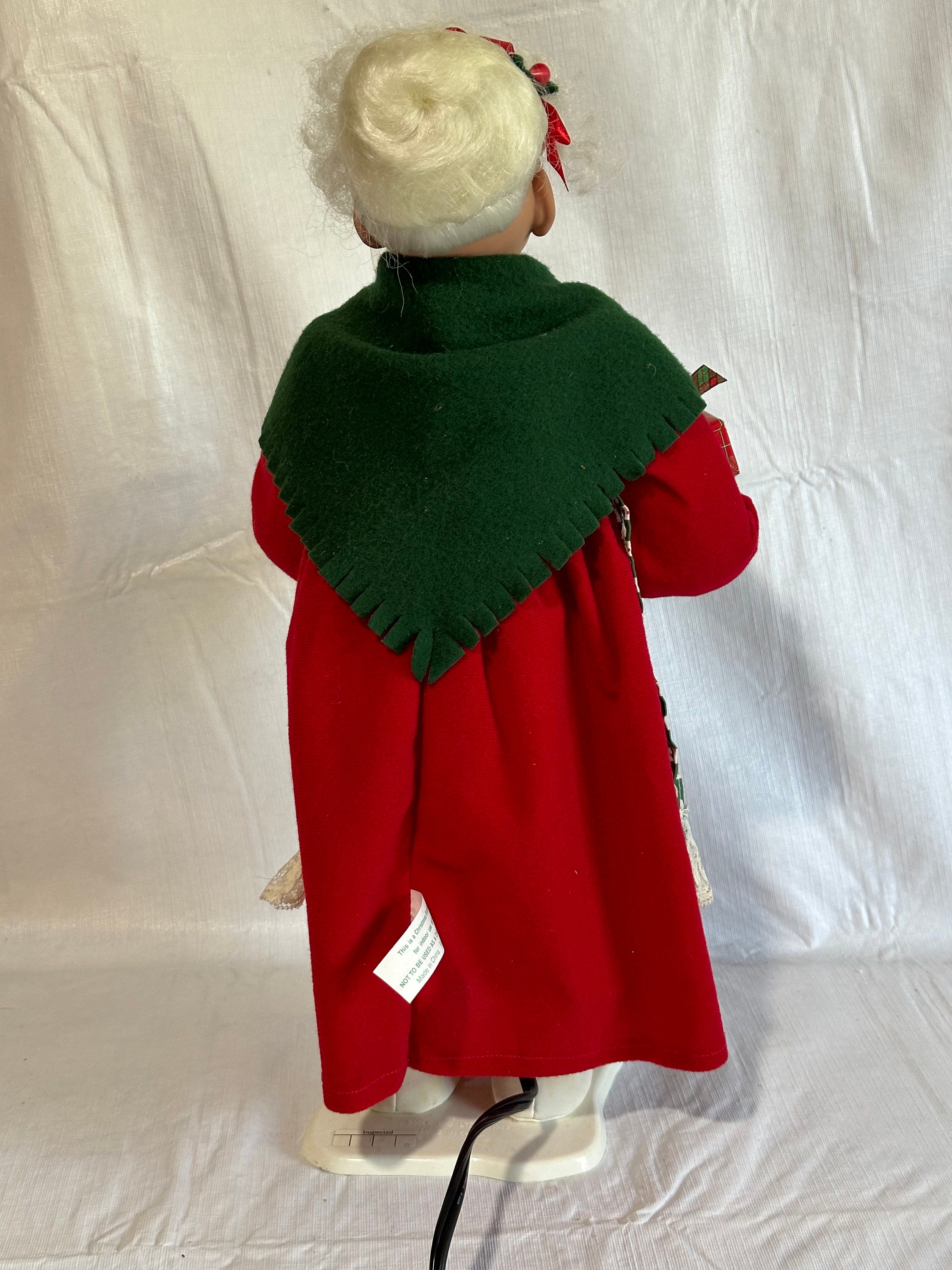 Animated Mrs. Claus Christmas Figurine Holiday Creations 18