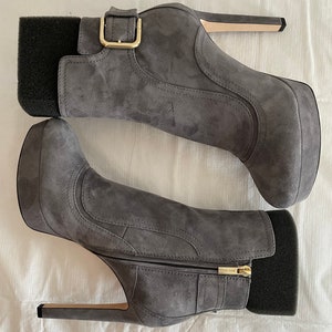 Jimmy Choo Britney Platform Gray Suede Ankle Boots - NWOT - size 9