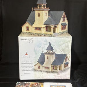 1998 Department 56 Seasons Bay First Edition Chapel on the Hill Lighted Porcelain House #53302 - Mint - in original box