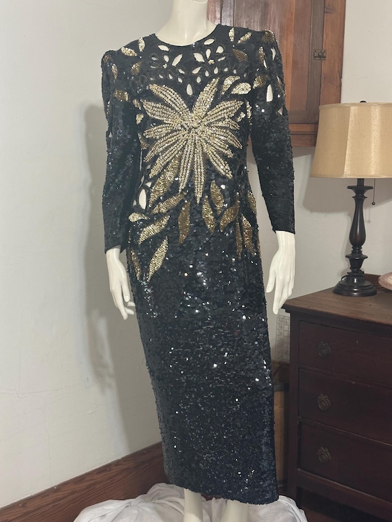 peek sequin dress Sequin Peek-a-Boo-Dress 8 / Silver