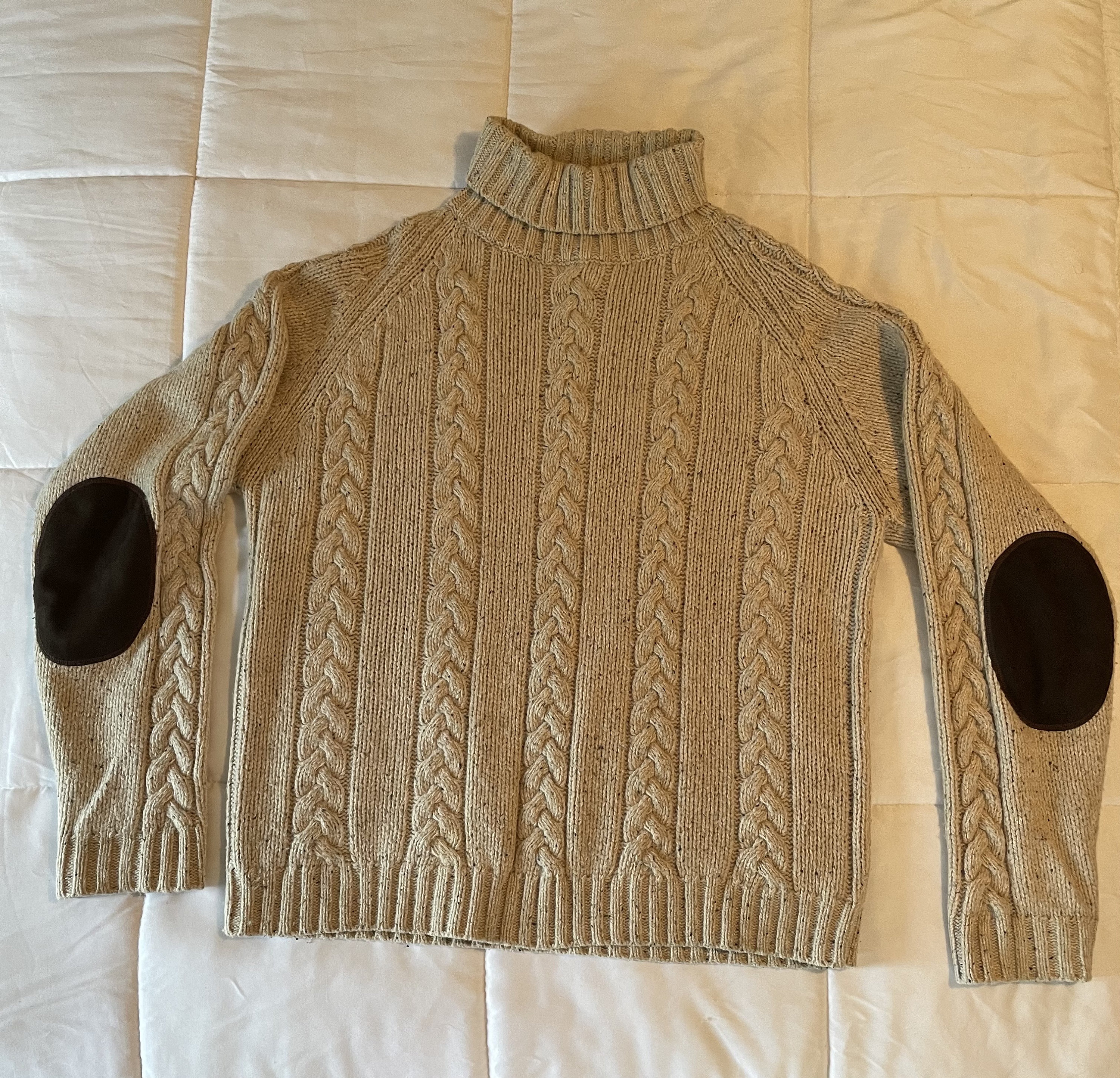 Men's jumper with leather elbow patches hot sale