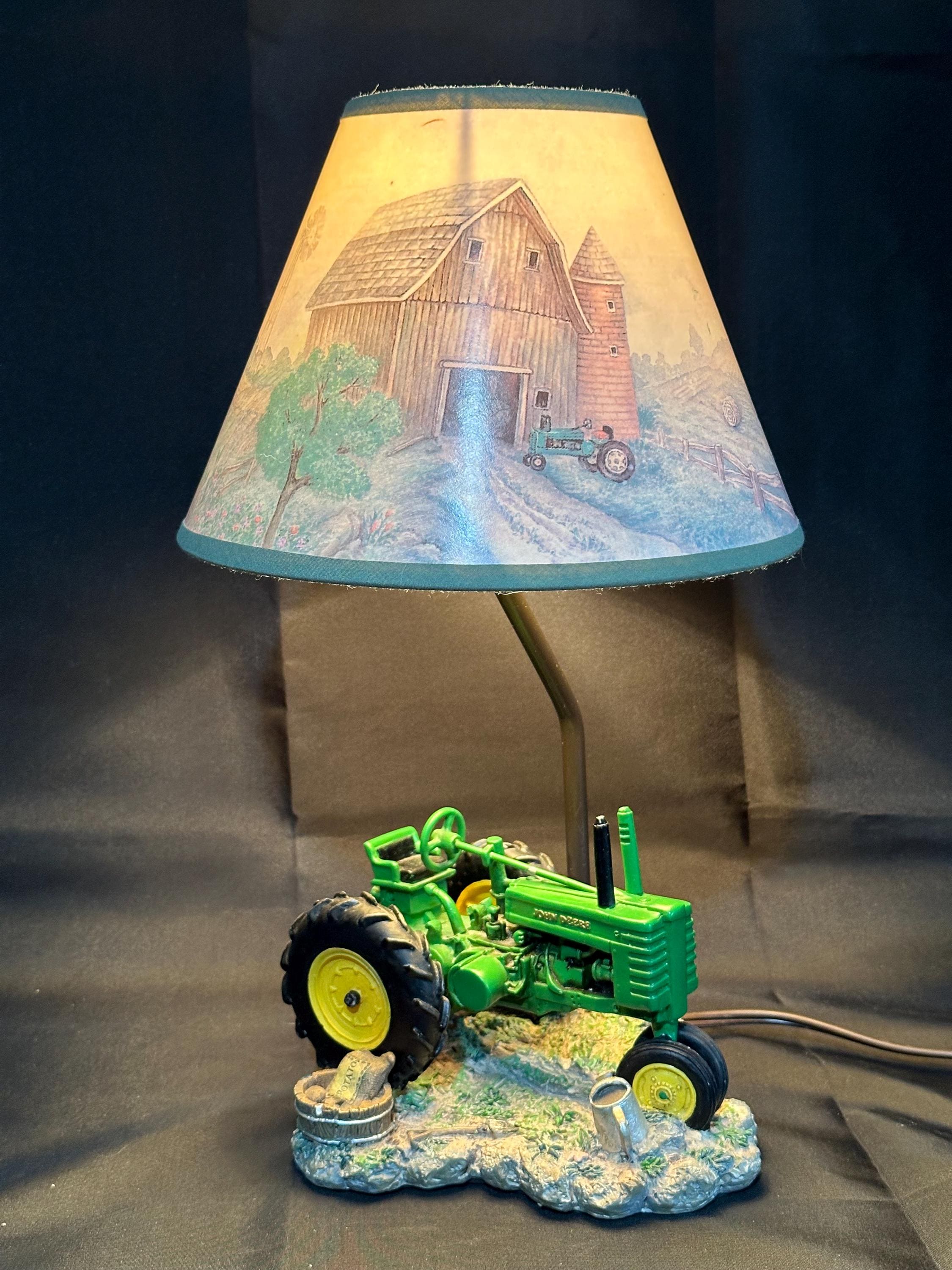 当時物 ヘッドライト ヴィンテージ John Tractor Light Vintage 1990s John Deere Tractor Lamp With Original Shade - Etsy