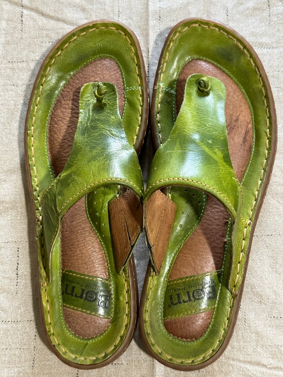 BORN Genuine Leather Green Sandals size 8