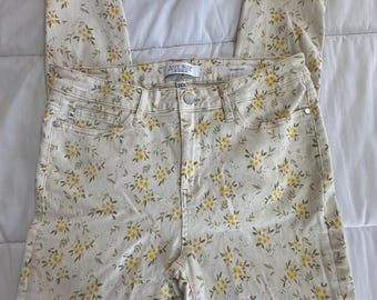 Judy Blue 13/31 Golden Meadow Cropped Floral Skinny Jeans Mid Rise