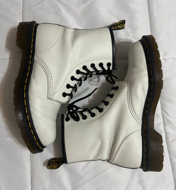Dr Martens White Leather Lace up Boots Size 7 Women s Etsy