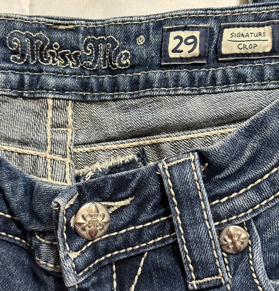 Miss Me Straight Leg Jeans JE8376C Signature Crop Beaded Jeweled