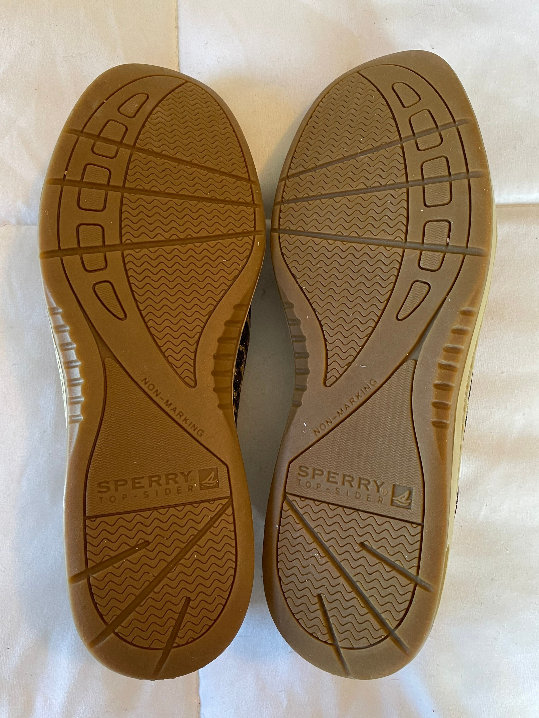 sperry top sider cheetah print