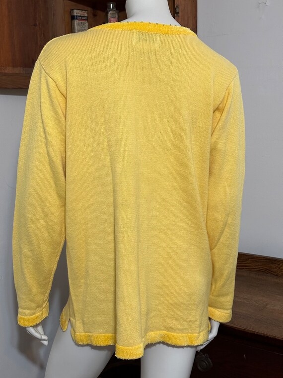 Quacker Factory Yellow V-neck Sweater With Sequin… - image 4