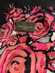 Louis Vuitton LV Pink Flowers Silk Bandeau Scarf 🎀 ￼