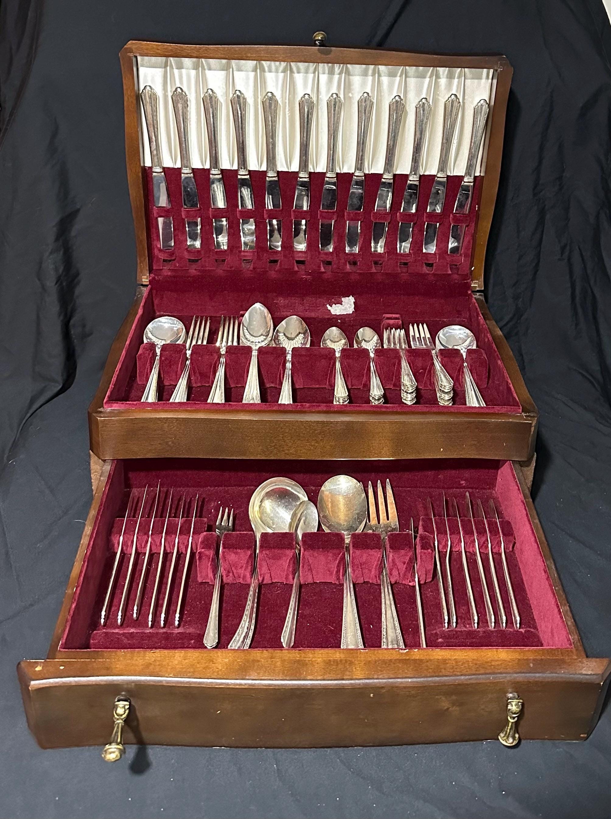 Croydon-mary Lee Silverplate 1932 by Oneida 98 Pieces Antique