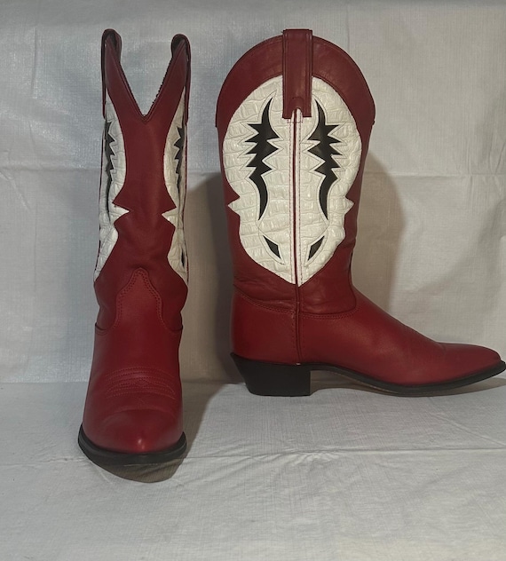 Vintage 80's Capezio Red Leather Western Cowgirl Boots Vintage 80's Capezio Red Leather Western Cowgirl Boots