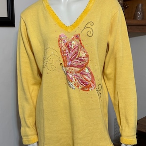 Quacker Factory Yellow V-neck Sweater With Sequined Butterfly - woman’s size L
