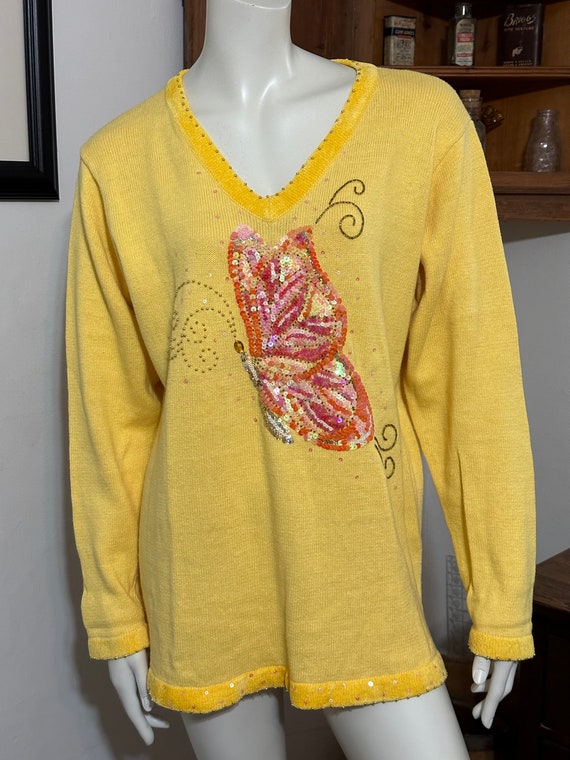 Quacker Factory Yellow V-neck Sweater With Sequine