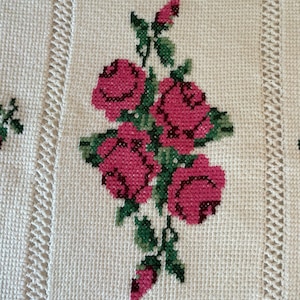 Vintage Crochet Afghan Roses Throw Blanket