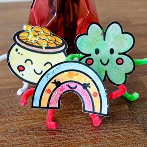 Manualidad imprimible con amuleto de la suerte, actividad preescolar del Día de San Patricio, motricidad fina, manualidad para niños de marzo