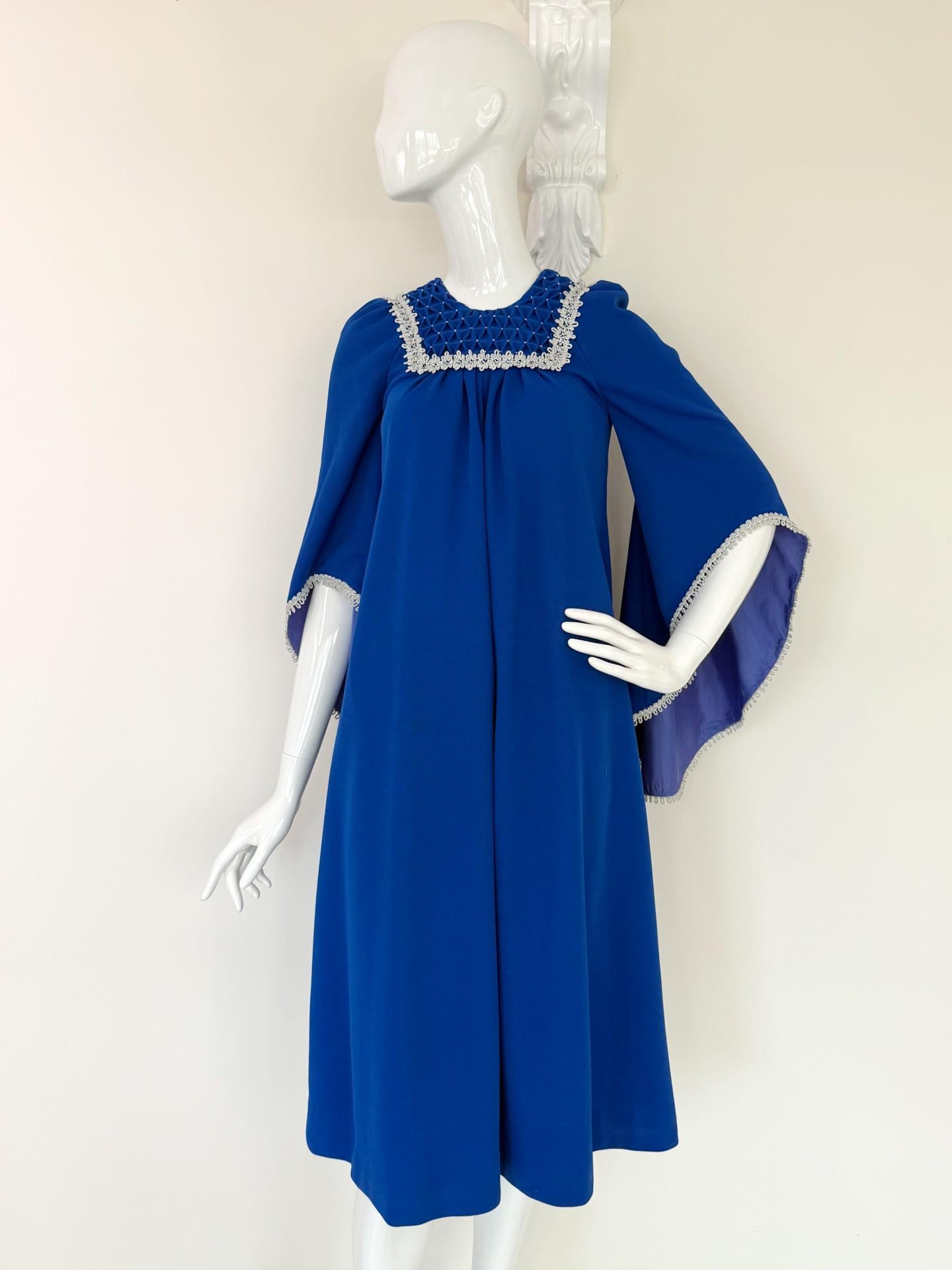 blue choir dresses Vintage Gospel Dress XX to fit the Sub CT summer dresses Austin Kincaid Nude Pictures Category:Black Back Trailing Bow Only (one size / M)