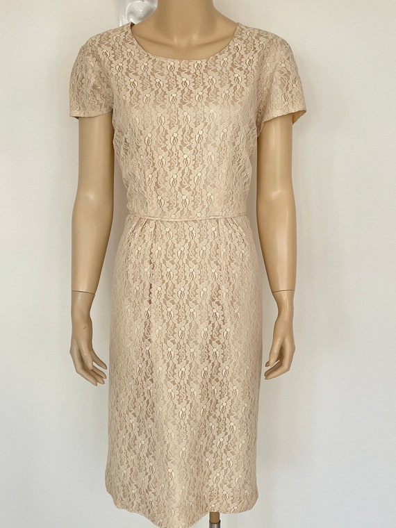 Ecru vintage occasion dress deals