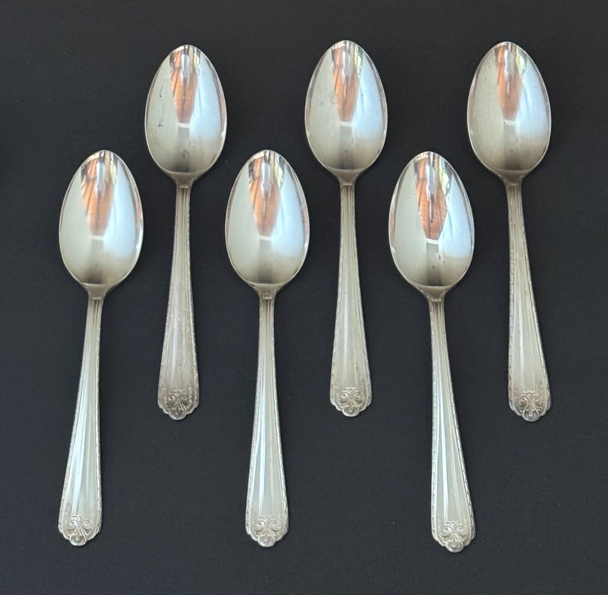23 Piece Vintage Silverware Set Dream Silver Plate Flatware - Etsy