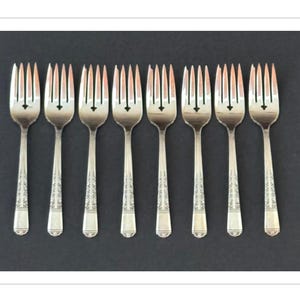 Set of 8 Vintage Royal York Forks Tudor Plate Oneida Community Ornate Silverware Flatware